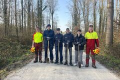 Aufforstungsaktion am Wasserwerk Ottersdorf