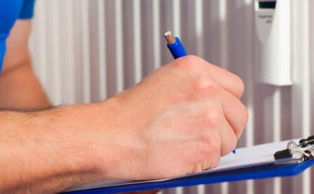 Symbolbild: Heizung ablesen