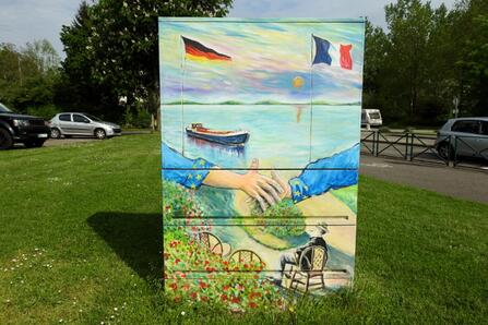 Motiv: Amitié Franco-Allemande Standort: Fährstraße 64, Fähranleger, 76437 Plittersdorf